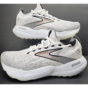 Brooks Women 10 athletic footwear